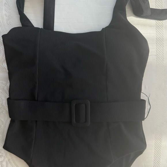 Beach Riot size L Sydney Black Belted Swimsuit with Bow Straps - Picture 4 of 8